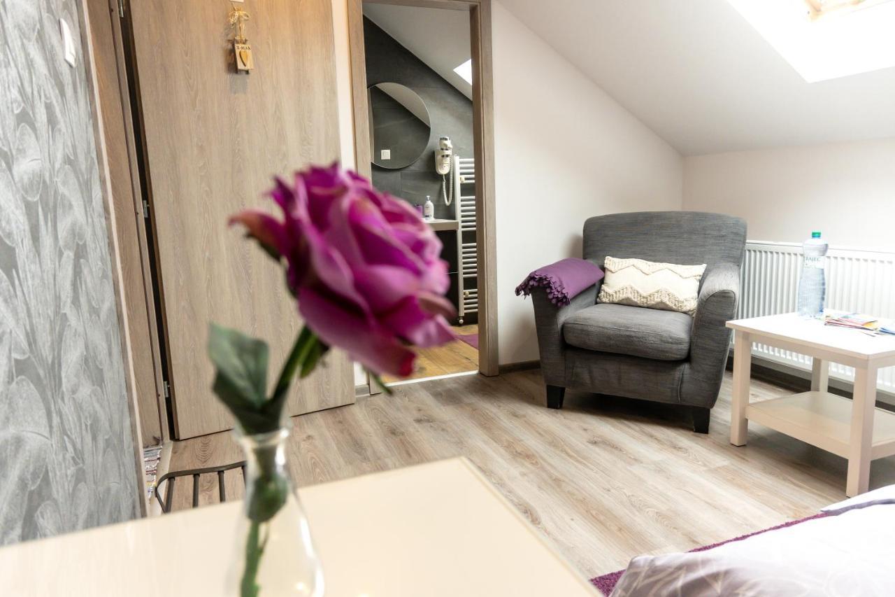 Nisa Apartments Nova Lesna Exterior photo
